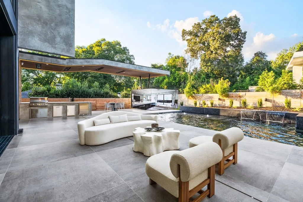 Outdoor Living